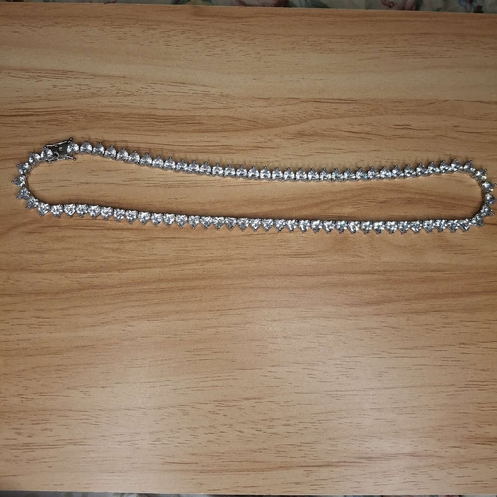 Silver heart shape necklace